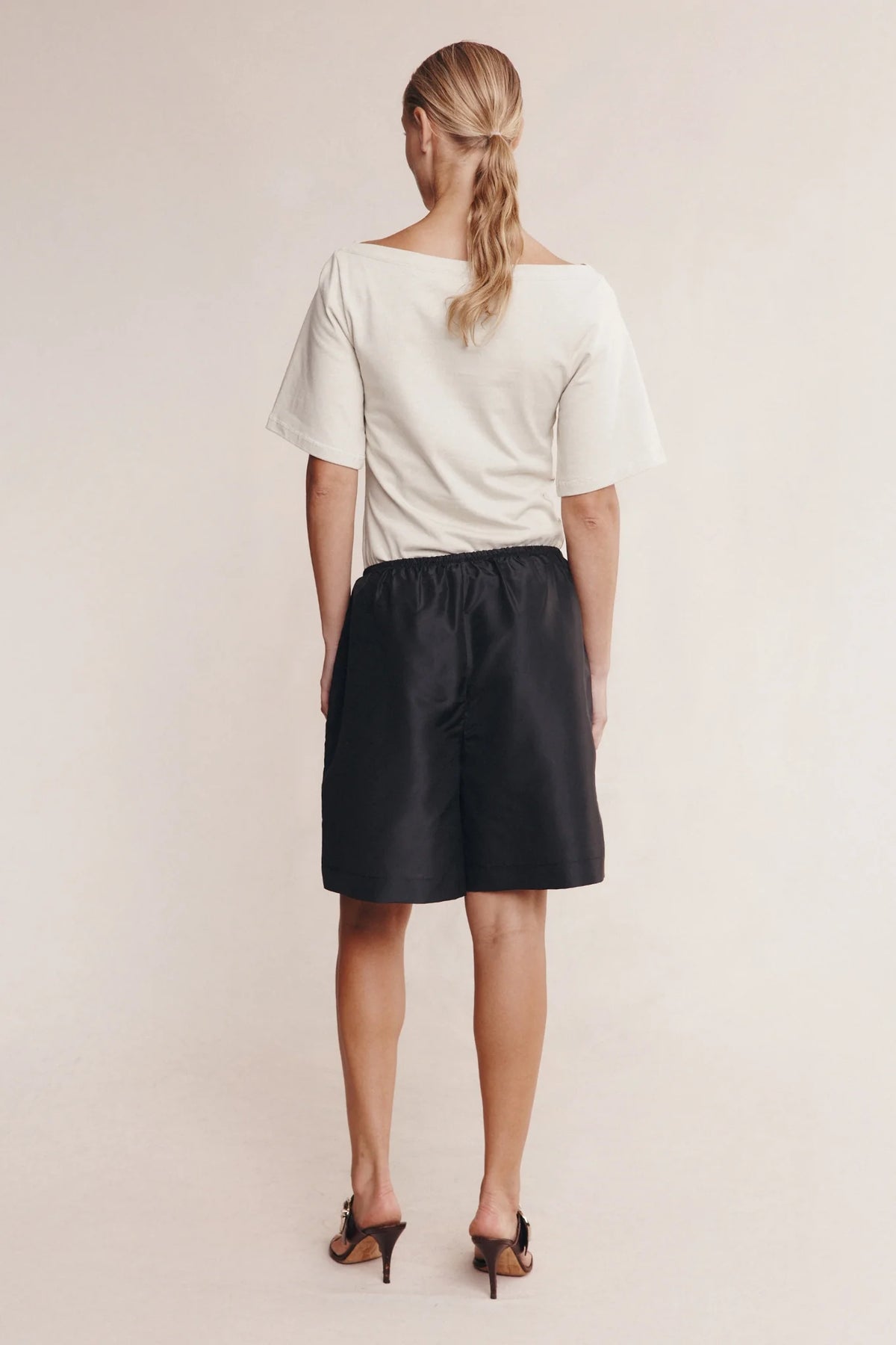 Nara Short