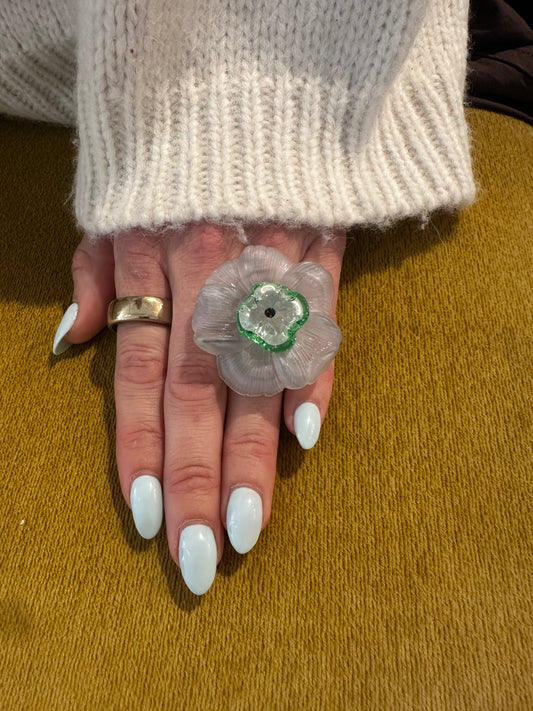 Camelia Ring