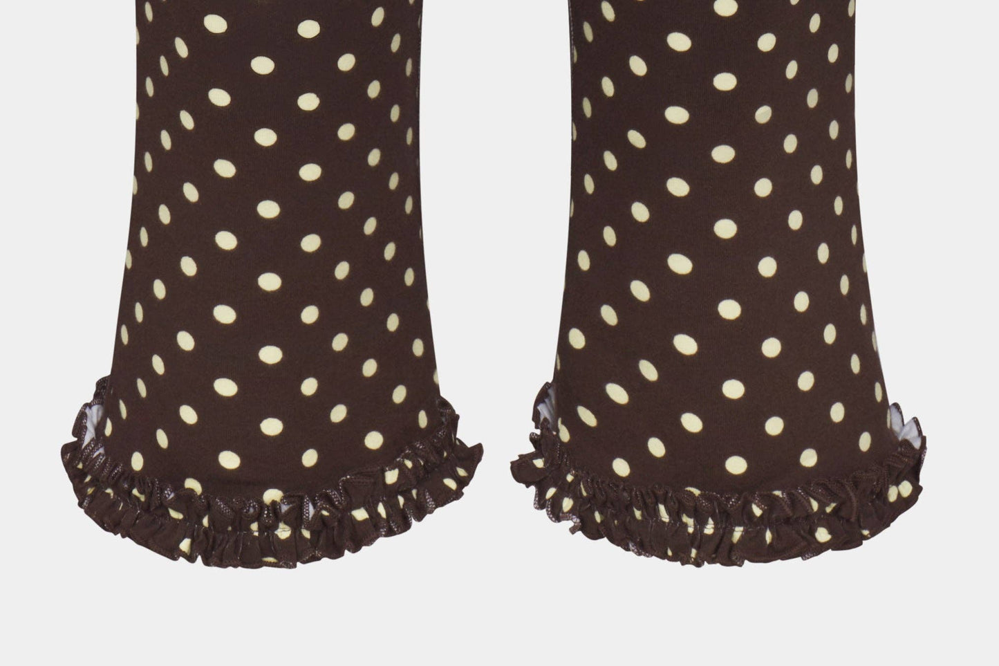 RUFFLE CAPRI IN ESPRESSO DOT
