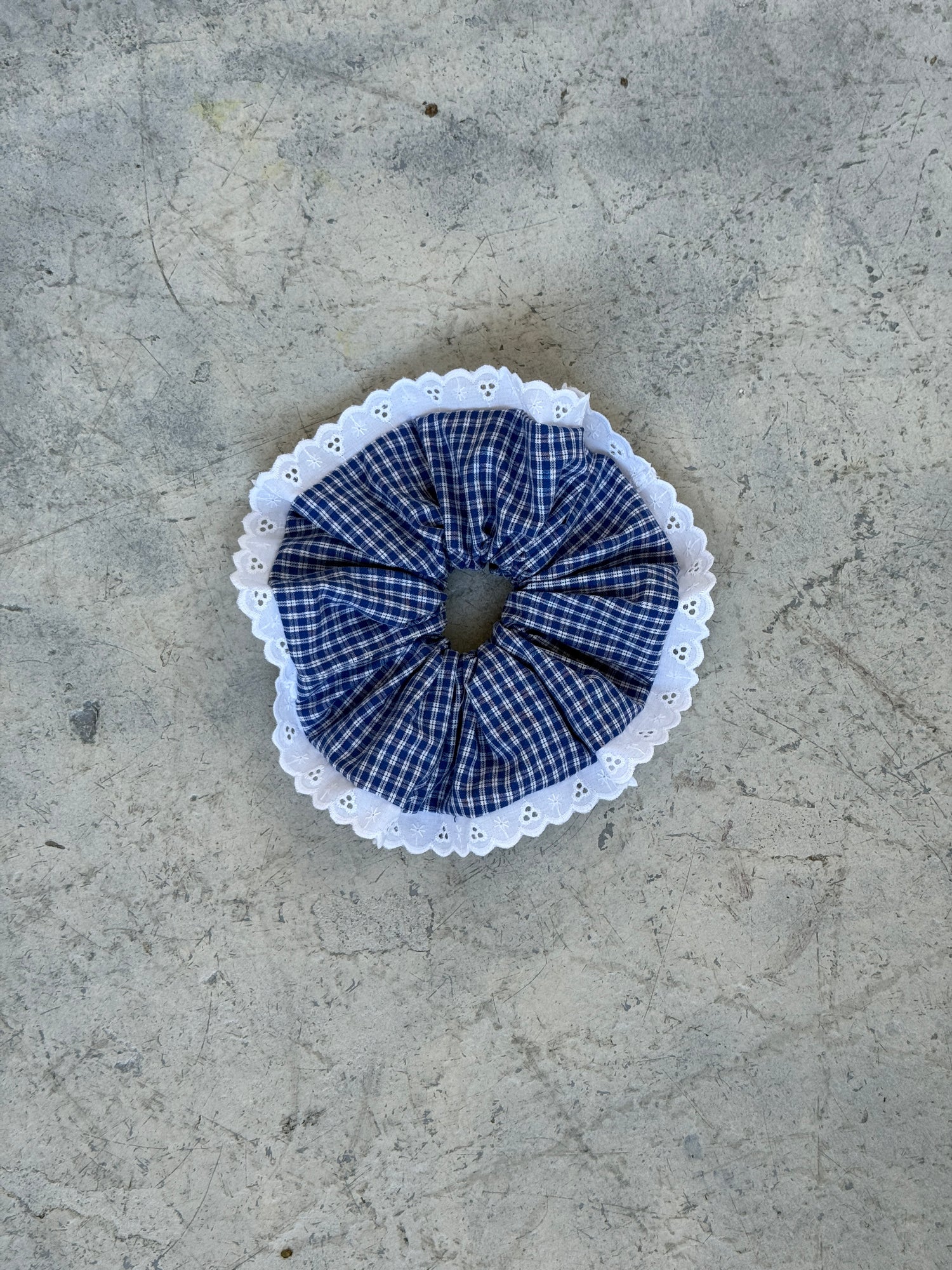 Doily Scrunchie