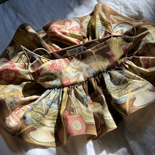 Chinoiserie Cabinet Puff Top