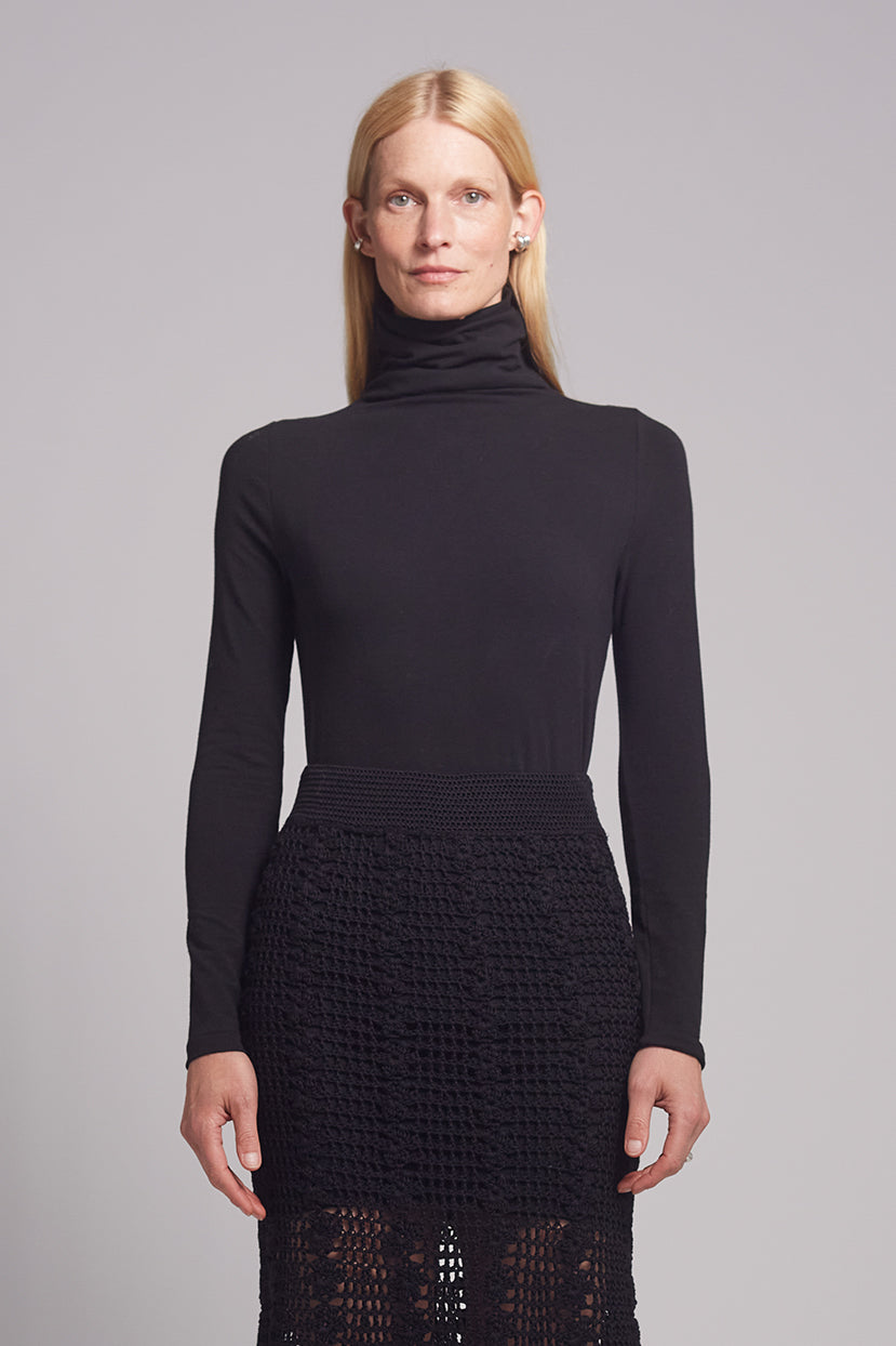 ANA T-NECK