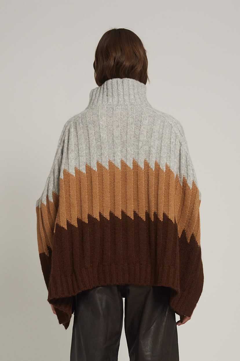 OLIVIA PONCHO