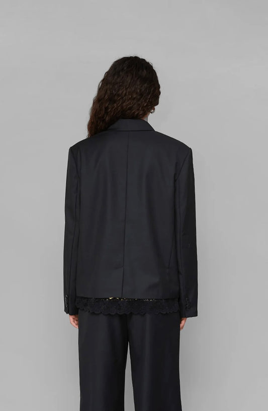 Nora Blazer