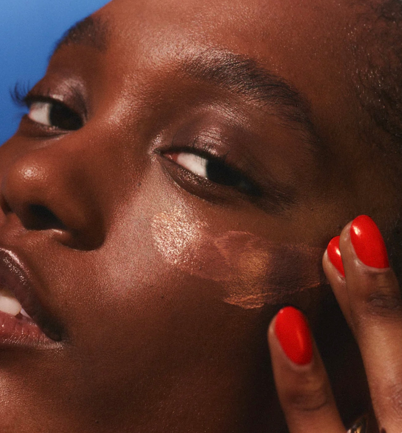 The One Warm Glow Daily Sun Cream (SPF 30)