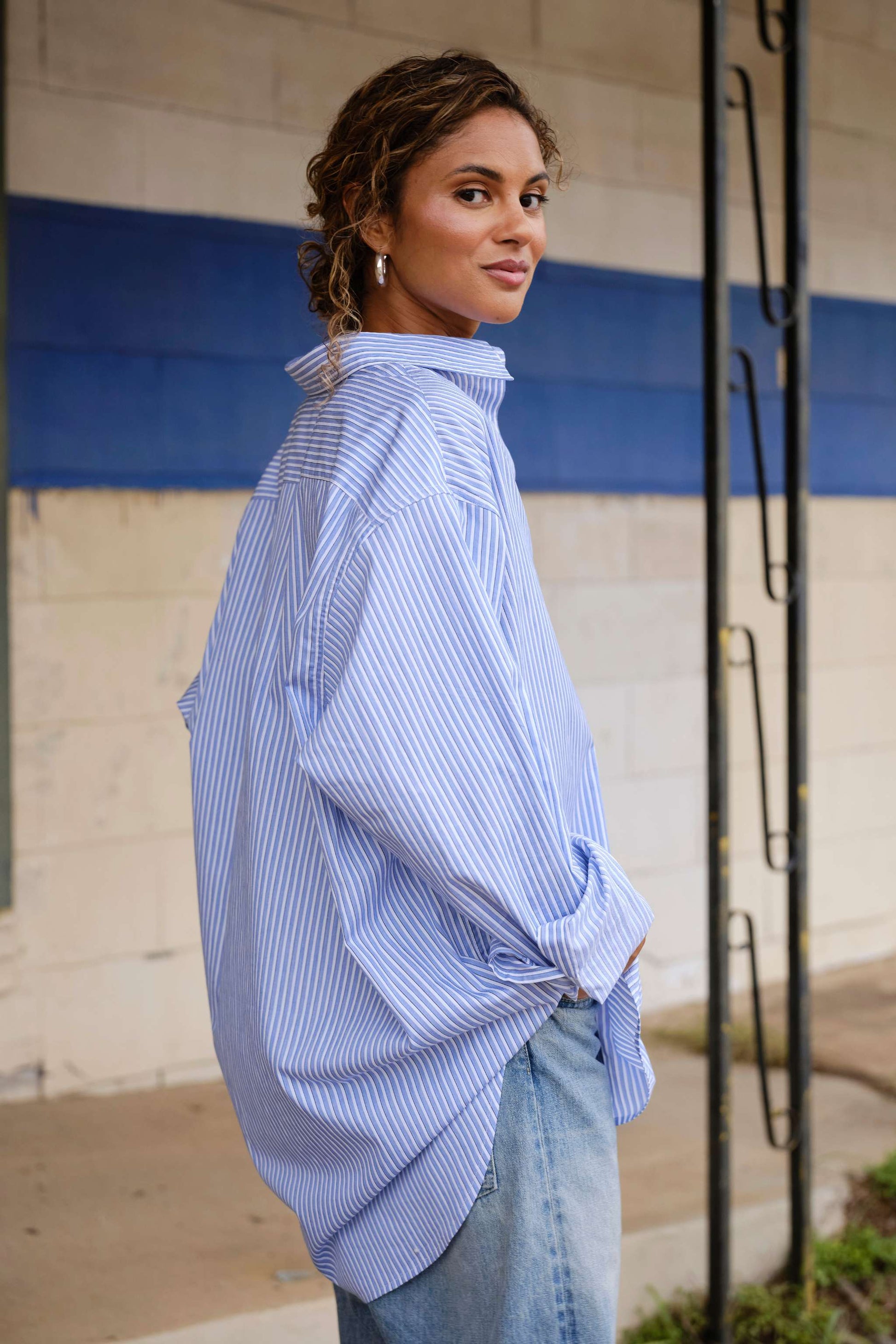 Repeat Shirt in Cotton Sky Stripe