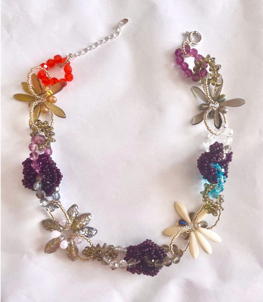 Dila Necklace