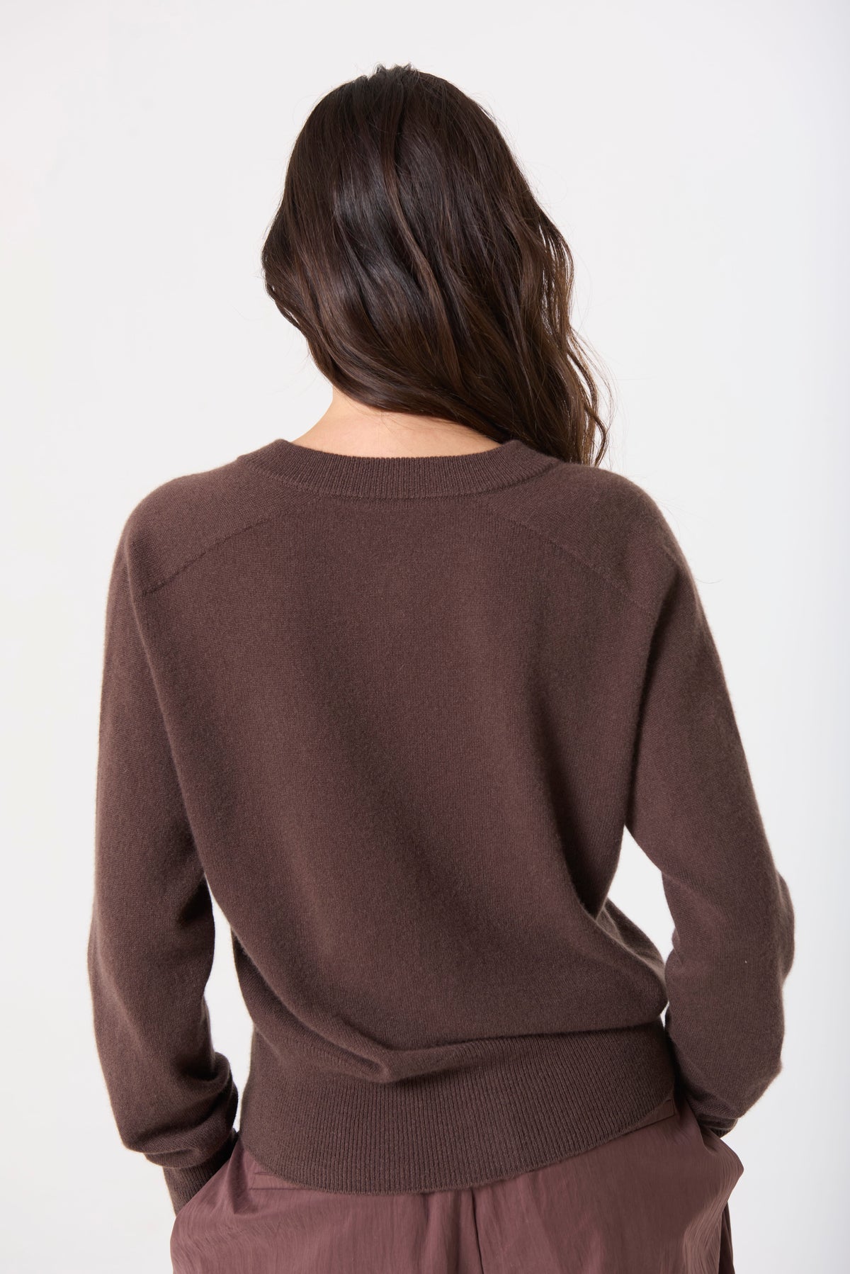 Halle Cardigan in Cashmere - Espresso